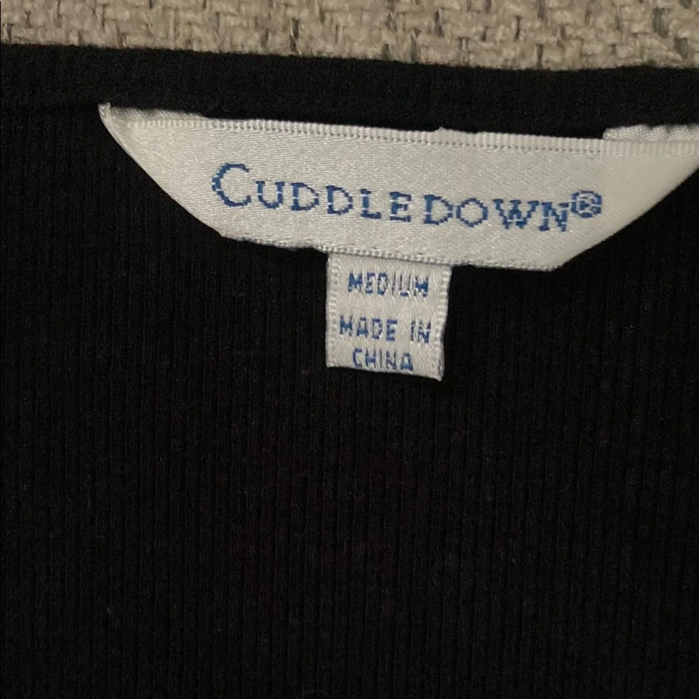 Cuddle down Black 2 piece pj with White Lace Trim - Picture 2 of 7